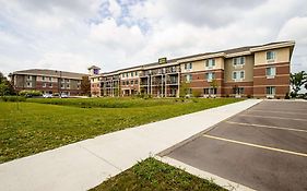 Mainstay Suites Madison - Monona